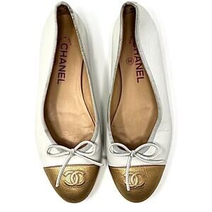 Chanel CC Cap Toe Ballet Flats Classic Kidskin Leather Cream Gold Bow EU 37.5